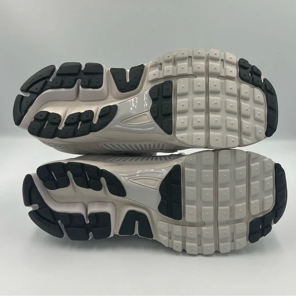 Nike Air Zoom Vomero 5 White Vast Grey - Women’s size 10 - Picture 8 of 8
